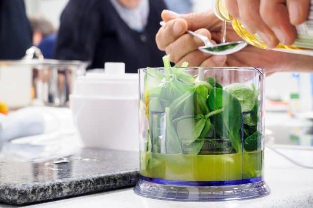 Feldsalat im Glas